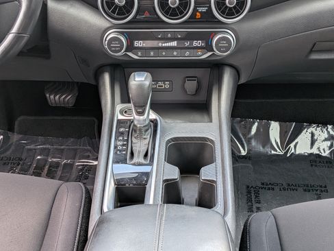 Used 2022 Nissan Sentra SV w/ All-Weather Package FWD image 19