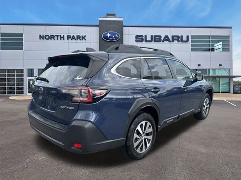 Certified 2024 Subaru Outback Premium image 3
