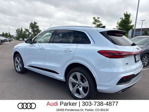 Used 2025 Audi Q5 Premium Plus w/ Premium Plus AWD/4WD image 2