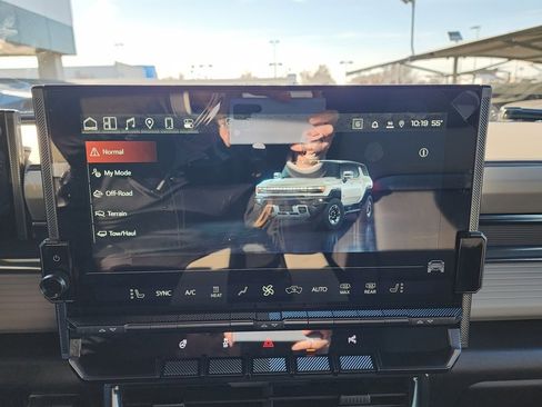 New 2026 GMC Hummer EV SUV image 34