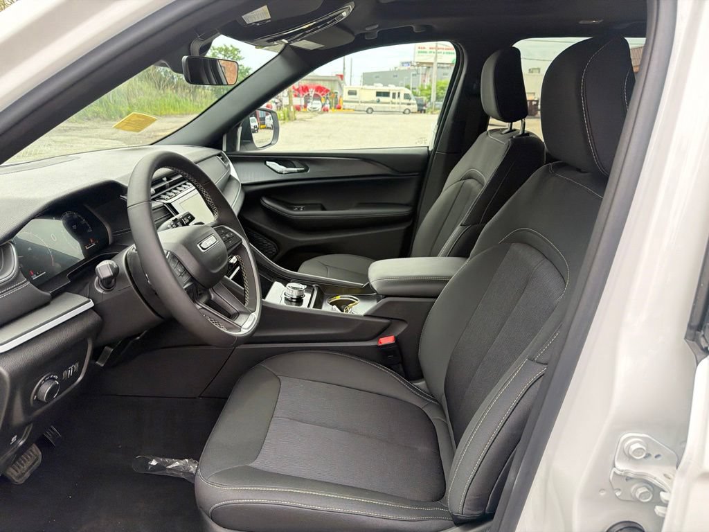 New 2026 Jeep Grand Cherokee Laredo X AWD/4WD image 18