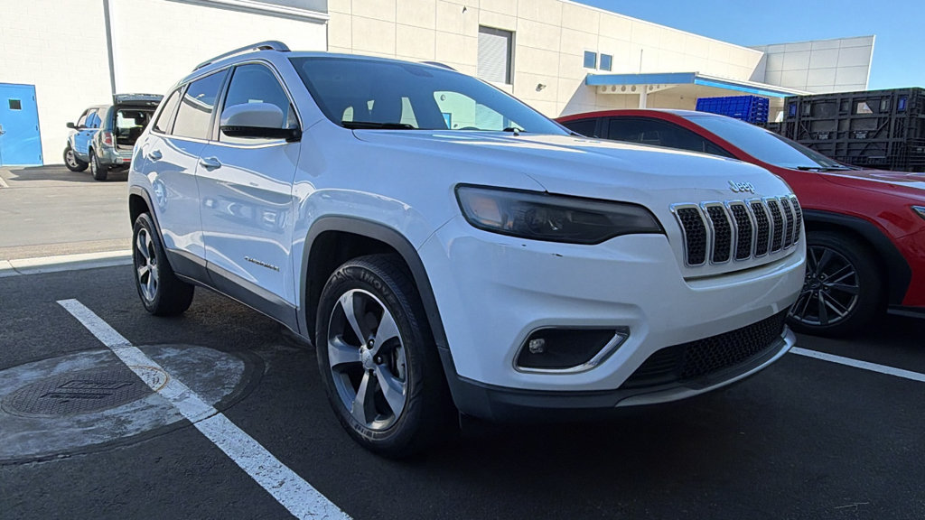 Used 2019 Jeep Cherokee Limited AWD/4WD image 1