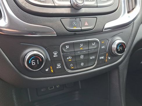 Certified 2024 Chevrolet Equinox LT FWD image 15