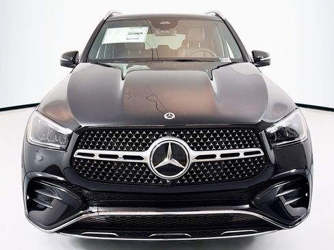 New 2025 Mercedes-Benz GLE 580 4MATIC image 2