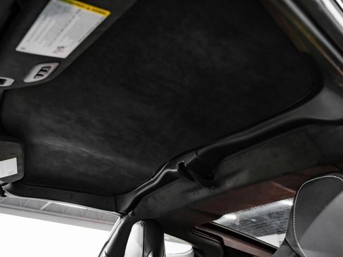 Used 2016 Chevrolet Corvette Z06 w/ 3LZ Preferred Equipment Group image 37