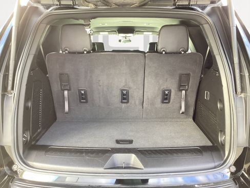 Used 2025 Chevrolet Tahoe LT image 17
