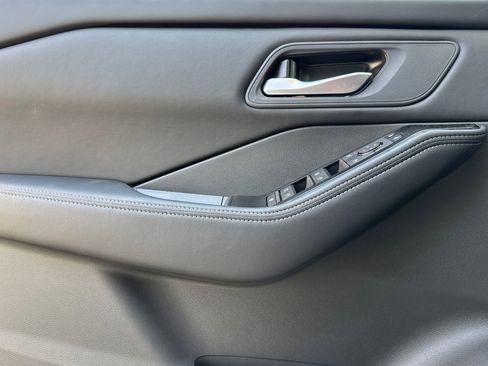 New 2026 Nissan Rogue SV image 8