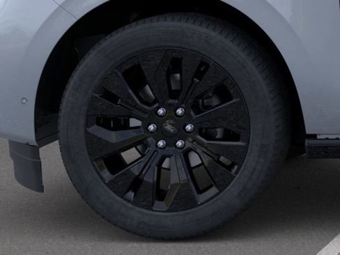 New 2025 Ford Expedition Max Platinum w/ Stealth Appearance Package image 19