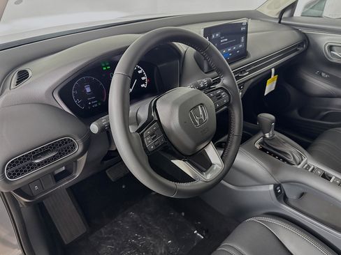 New 2026 Honda HR-V EX-L image 8