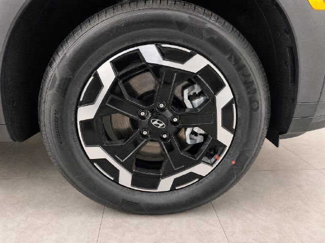 Used 2026 Hyundai Santa Fe SEL FWD image 16