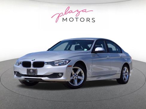 Used 2015 BMW 320i xDrive Sedan AWD/4WD image 1
