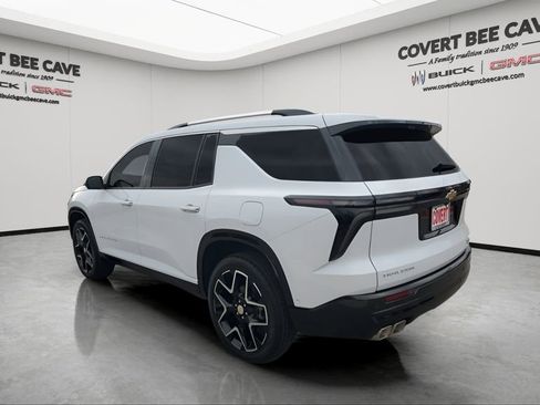 Used 2026 Chevrolet Traverse High Country image 7