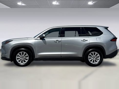 Used 2025 Toyota Grand Highlander FWD image 7