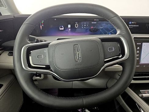 Used 2026 Lincoln Nautilus Premier w/ Equipment Group 102A AWD/4WD image 16