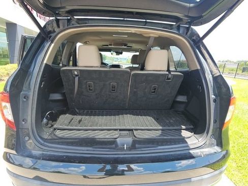 Used 2019 Honda Pilot Touring image 21