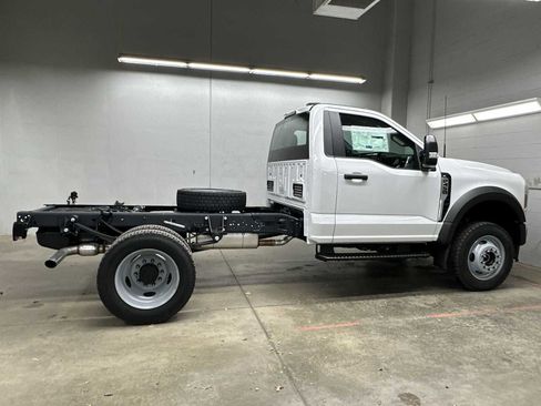 New 2026 Ford F450 XL w/ XL Chrome Package AWD/4WD image 3