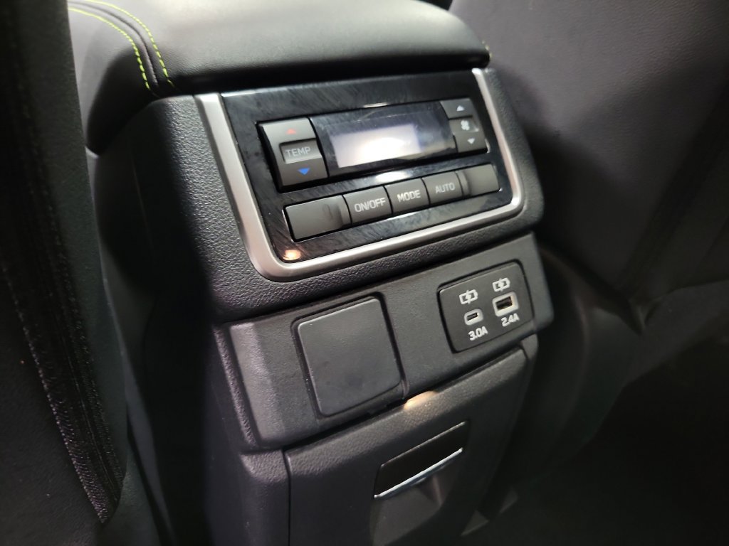 Used 2024 Subaru Ascent Onyx Edition AWD/4WD image 29