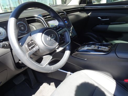 Used 2023 Hyundai Tucson Limited AWD/4WD image 12
