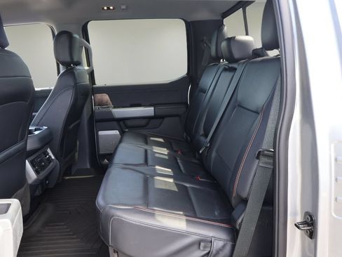 Used 2024 Ford F250 Lariat w/ Lariat Ultimate Package AWD/4WD image 12