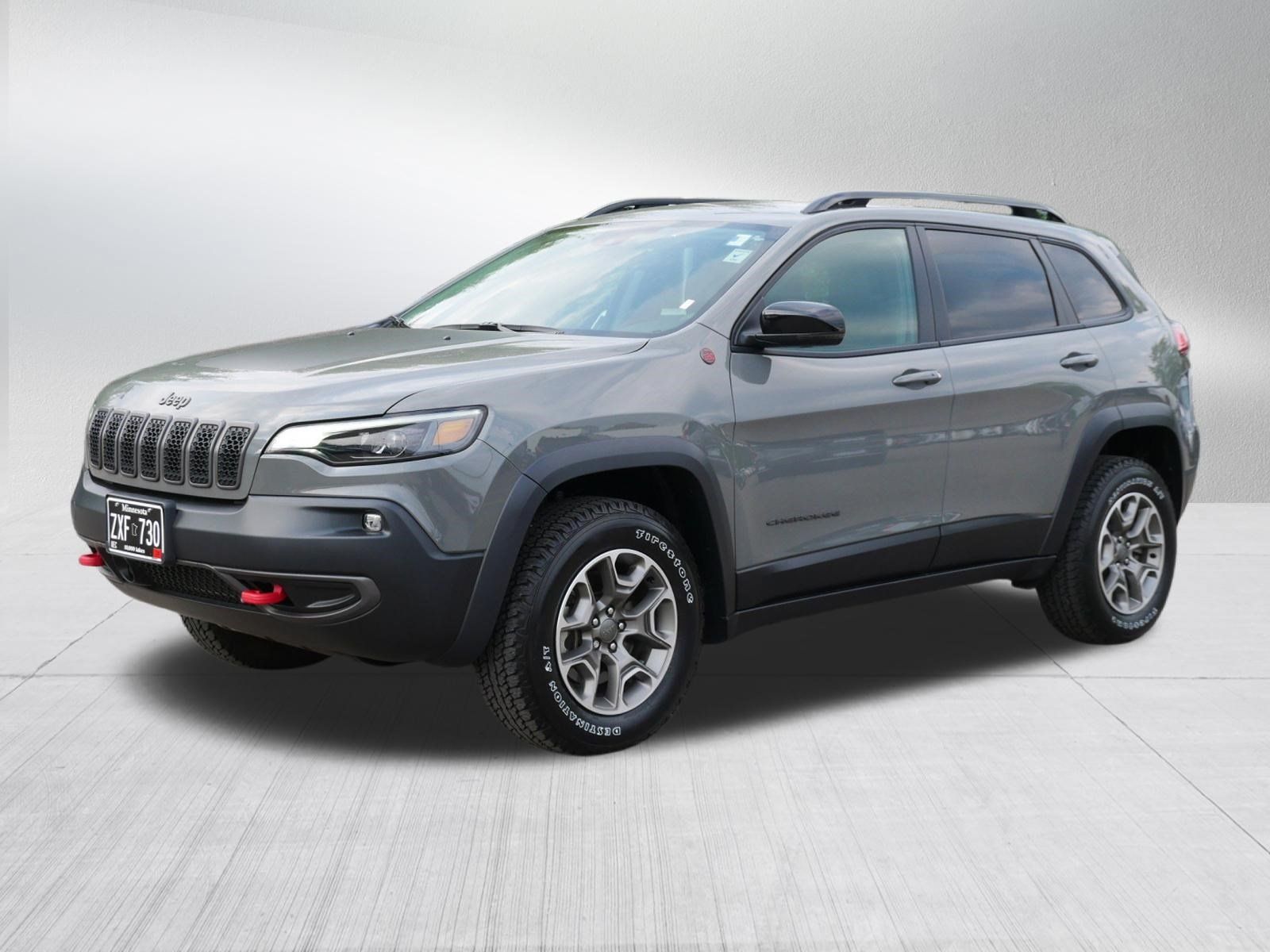Used 2022 Jeep Cherokee Trailhawk w/ Premium Leather Package AWD/4WD image 3