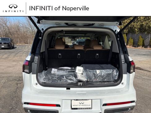 New 2026 INFINITI QX80 Luxe w/ Cargo Package image 23