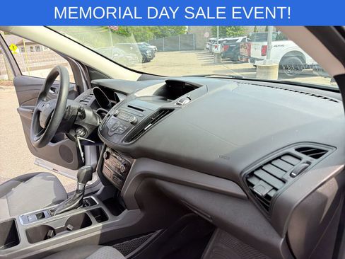 Used 2017 Ford Escape SE AWD/4WD image 19