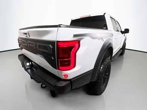 Used 2019 Ford F150 Raptor w/ Equipment Group 802A Luxury image 4