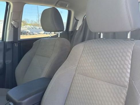 Used 2023 Toyota Tacoma SR5 RWD image 4