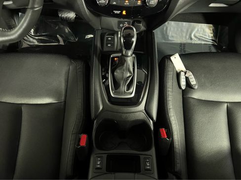 Certified 2019 Nissan Rogue Sport SL w/ Premium Package AWD/4WD image 12