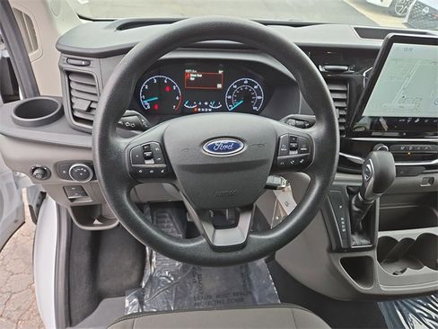Used 2023 Ford Transit 350 XLT image 34