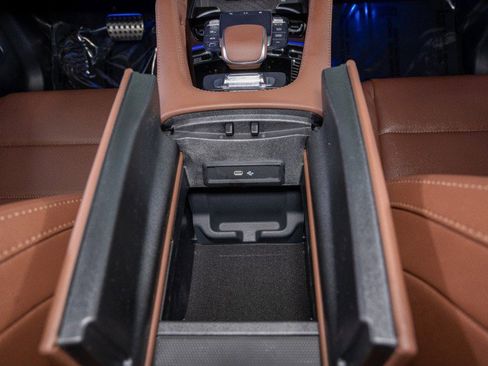 New 2025 Mercedes-Benz GLS 450 4MATIC image 26