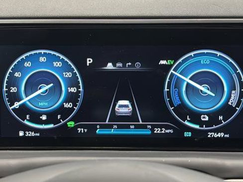 Used 2024 Hyundai Tucson Limited image 17