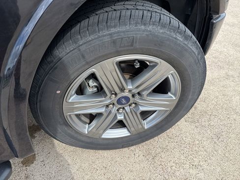 Used 2019 Ford F150 XLT w/ Equipment Group 302A Luxury RWD image 15