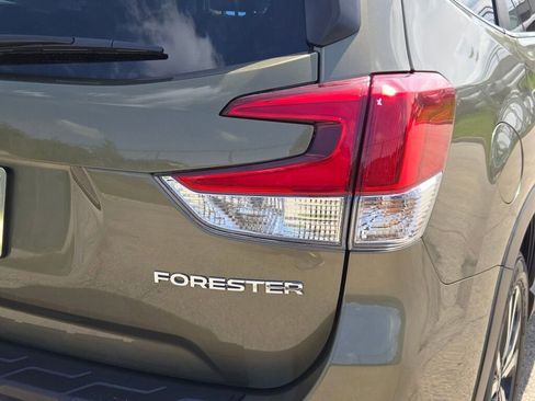 Certified 2023 Subaru Forester Limited AWD/4WD image 11