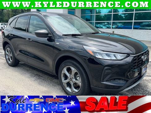 Used 2025 Ford Escape ST-Line AWD/4WD image 1