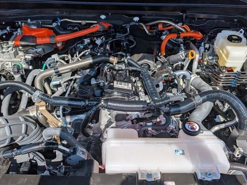 Used 2025 Toyota Tacoma 4x4 Double Cab Hybrid w/ Tow Tech Package image 23