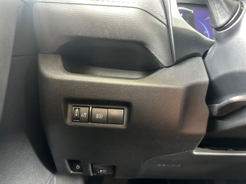 Used 2023 Toyota RAV4 LE AWD/4WD image 17