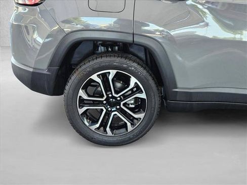 Used 2023 Jeep Compass Limited AWD/4WD image 20