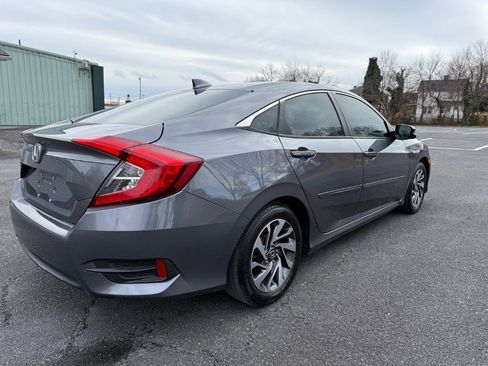 Used 2018 Honda Civic EX image 5