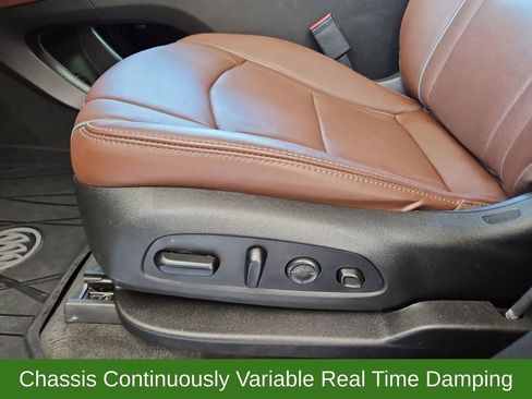 Used 2020 Buick Enclave Avenir w/ Avenir Technology Package AWD/4WD image 26