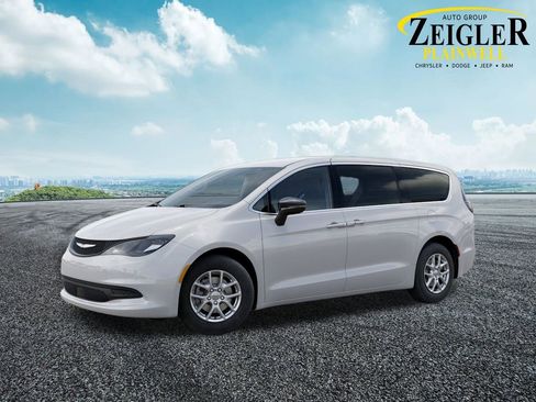 New 2026 Chrysler Voyager LX image 2