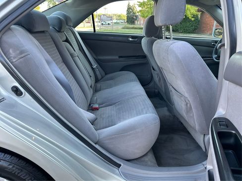 Used 2006 Toyota Camry LE image 22