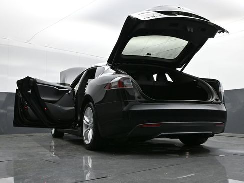 Used 2015 Tesla Model S 85D AWD/4WD image 31