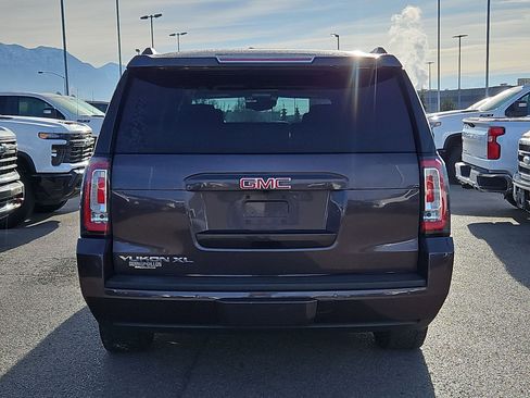 Used 2016 GMC Yukon XL SLT w/ Open Road Package image 4