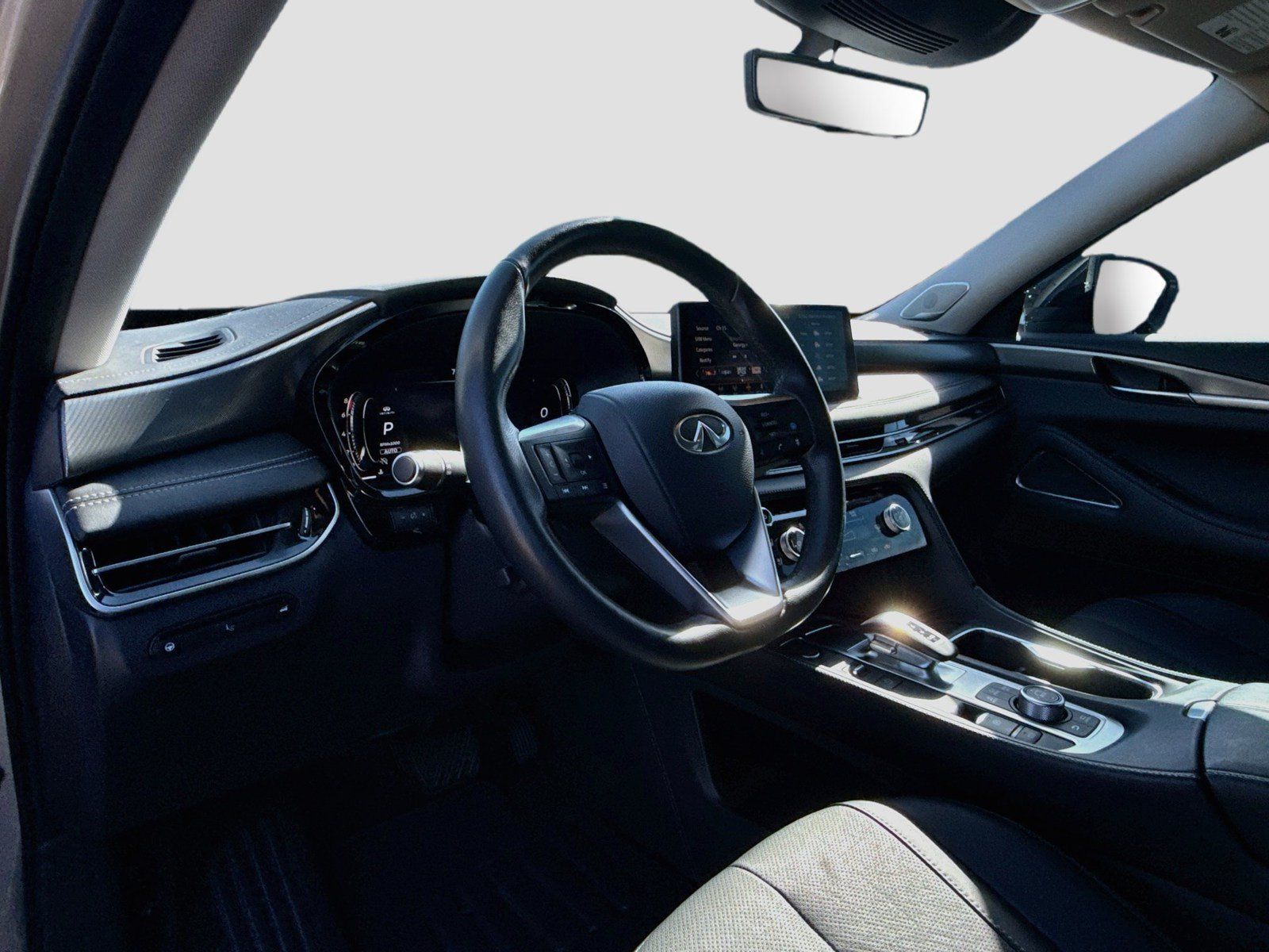 Used 2023 INFINITI QX60 Luxe w/ Vision Package AWD/4WD image 9