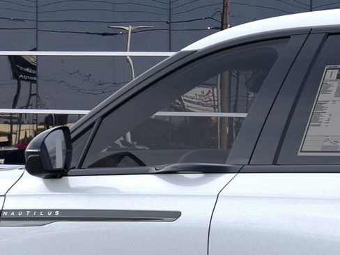 New 2025 Lincoln Nautilus Premier w/ Equipment Group 102A image 20