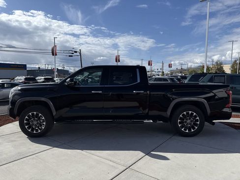 Used 2023 Toyota Tundra Limited AWD/4WD image 2