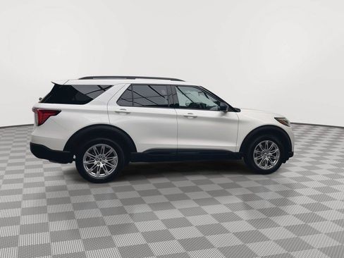 Used 2026 Ford Explorer Active w/ Active Comfort Package AWD/4WD image 41