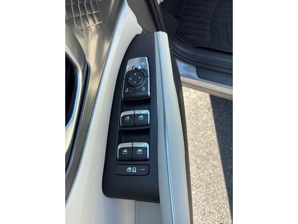 Used 2025 Kia Sorento S w/ Panoramic Sunroof Package AWD/4WD image 13