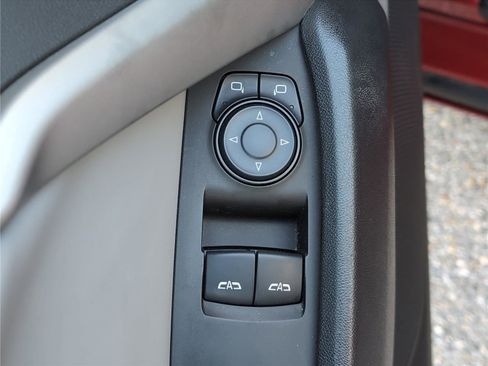 Used 2016 Chevrolet Camaro LT image 12